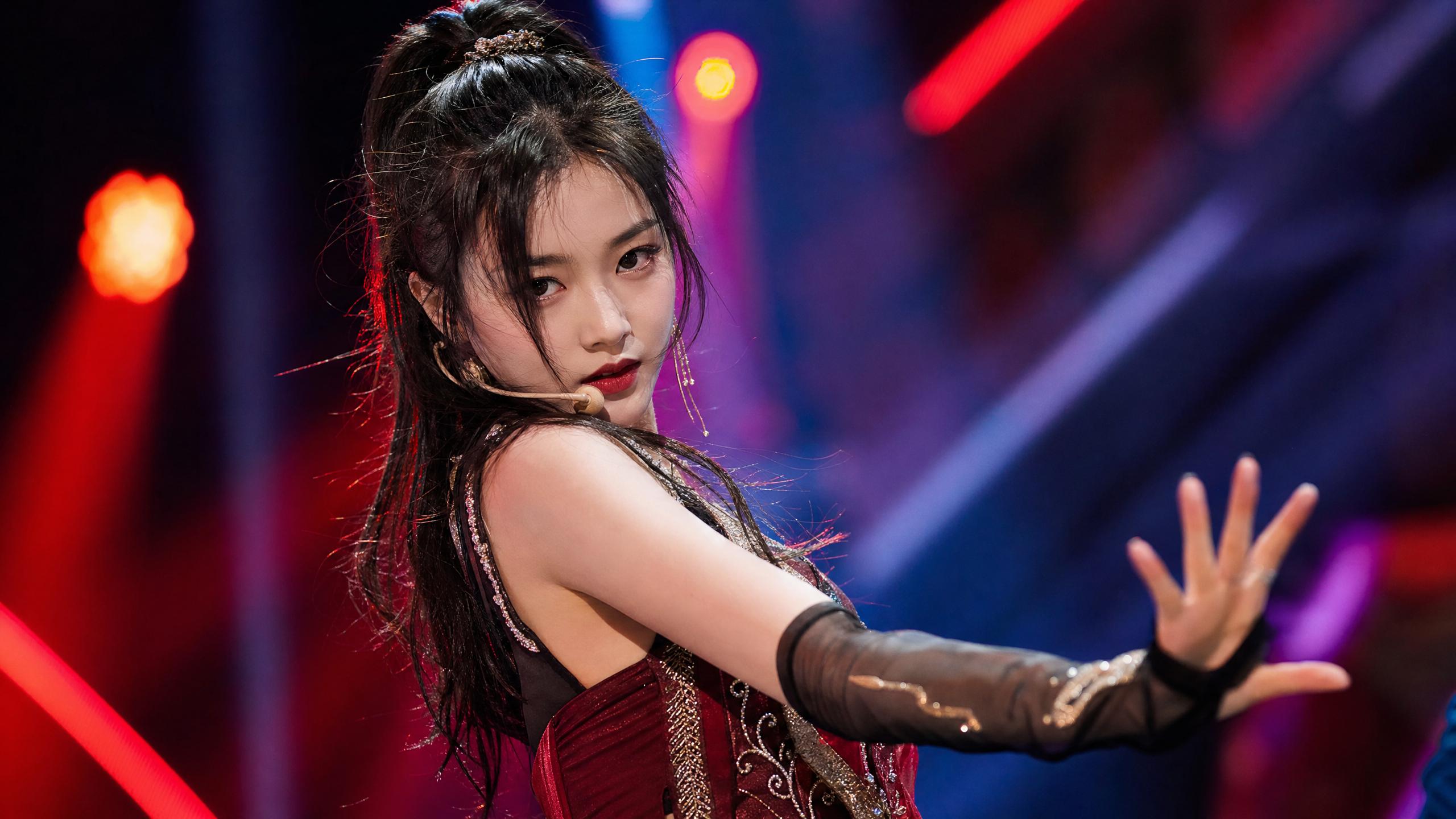 少妇-少妇影视视频：舞台表演精华·绝美舞台MV拍摄花絮